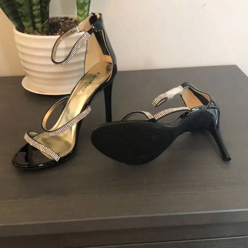 Bebe Womens Heels. Sz 7.5. - Picture 8 of 9